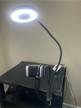 Ubeeze light phone holder-desk clip.